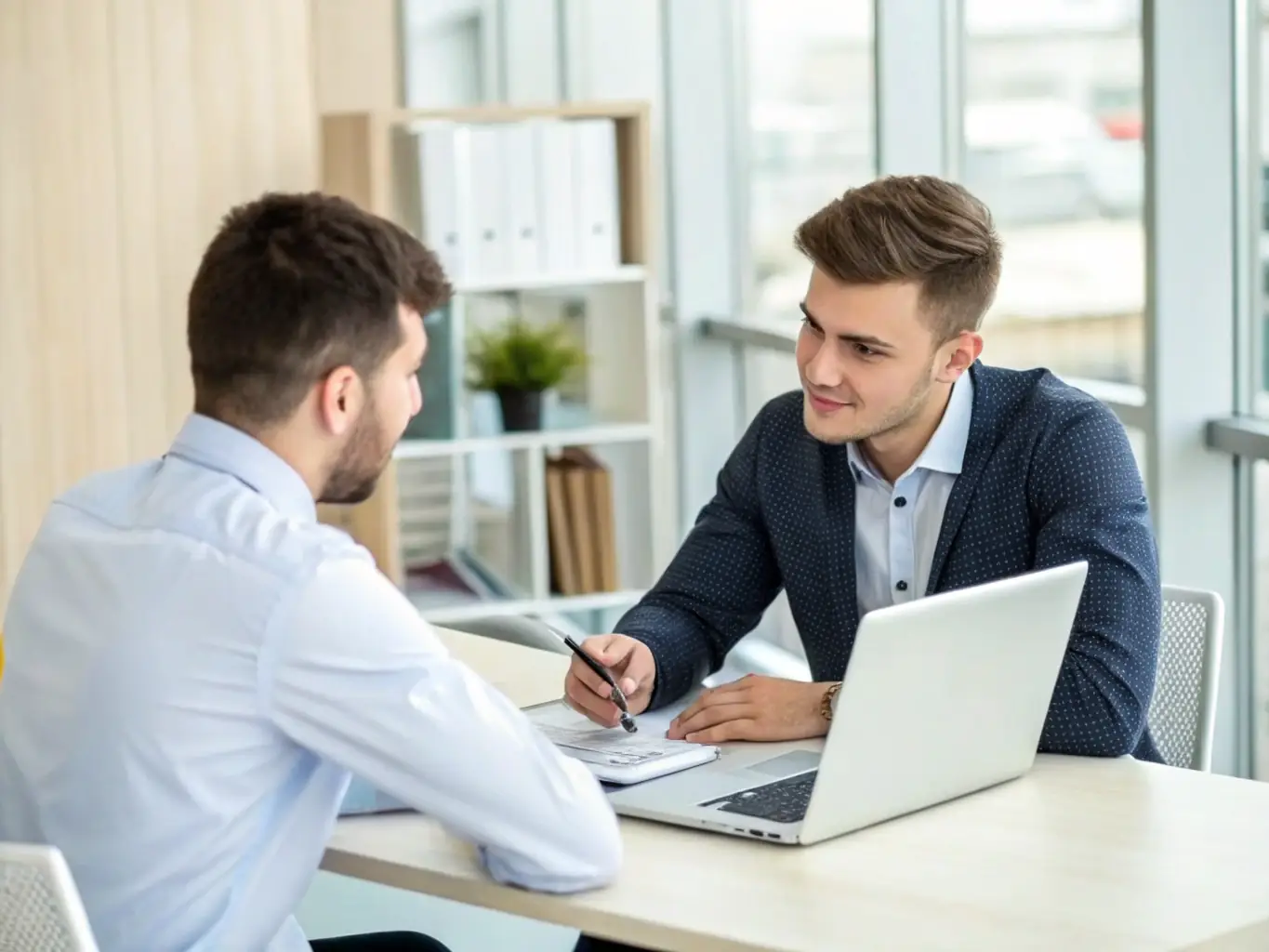 A consultant conducting a one-on-one interview with a candidate, focusing on identifying their core strengths and career aspirations, reflecting Performance Casting™'s personalized approach.